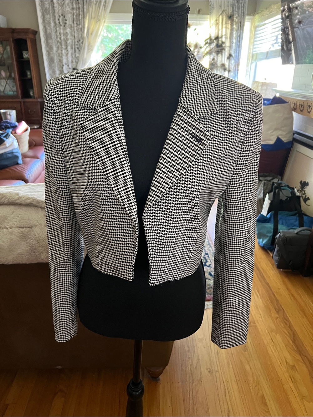 River Island Black & White Cropped Houndstooth Blazer